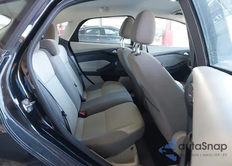 2012 Ford Focus Se z USA, uszkodzony, nr VIN 1FAHP3K24CL246671